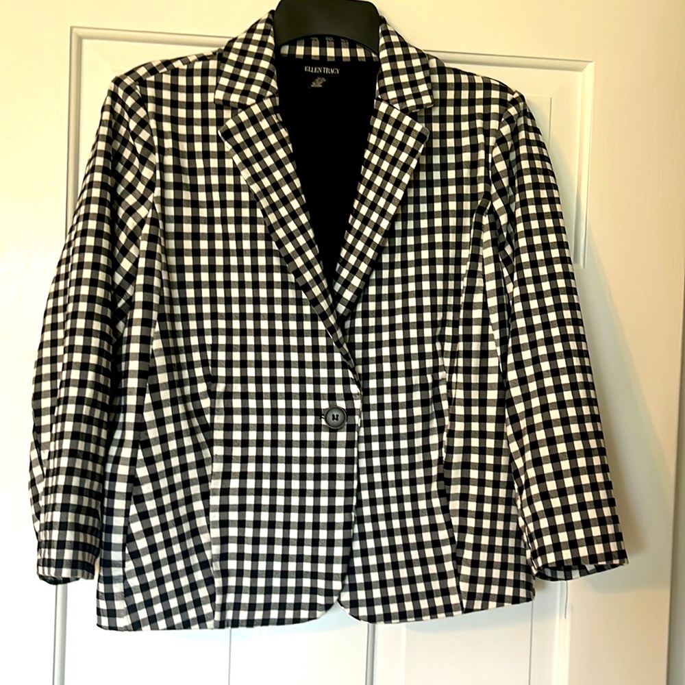 Short blazer